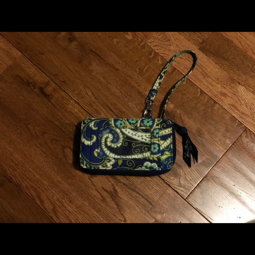 VERA BRADLEY WRISTLET!!